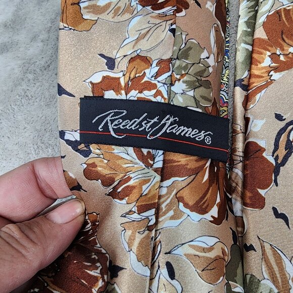 Four Piece Tie Assortment Set Mens Christian Dior Claudio Gatti Carlo Colombo - Picture 4 of 7